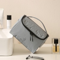 Neceser de Viaje MKW6040, Organizador Portátil con Forma de Almohada, Ligero, para Artículos de Aseo y Cosméticos, Ideal para Vacaciones