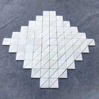 Centurymosaic Mosaïques personnalisées en gros, mosaïque de marbre blanc Capri Bianco, mosaïque naturelle en pierre pour mur et sol de douche
