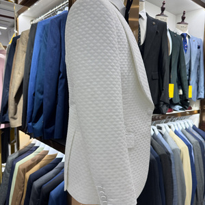 S067N 2025 nouveau 3 pièces <span class=keywords><strong>blanc</strong></span> hommes <span class=keywords><strong>mariage</strong></span> décontracté hôte costume <span class=keywords><strong>pour</strong></span> printemps été exportation transfrontalière élégant <span class=keywords><strong>pantalon</strong></span> hommes costume - Product Image 4