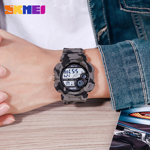 Skmei Sport Watch Digital Men's Waterproof 50M <b>Led</b> Light Alarm <b>Clock</b> Plastic Strap Outdoor Sports Watch - Product Image 3