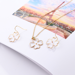 Set di orecchini e collana di gioielli personalizzati con semi di senape Set di gioielli in acciaio inossidabile per donna - Product Image 4