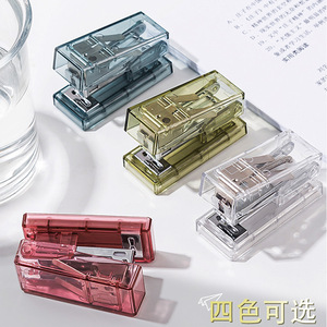 Mini grapadora de plástico transparente, tamaño pequeño, suministros escolares para estudiantes, para encuadernación de papel - Product Image 4