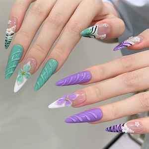 <span class=keywords><strong>Uñas</strong></span> Postizas Acrílicas <span class=keywords><strong>Largas</strong></span> Y2K con Flores 3D en Morado y Verde, Hechas a Mano, de Alta Calidad, Venta al Por Mayor - Product Image 3