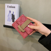 Dompet tangan wanita, gaya Korea dompet PU pendek wanita dengan desain Niche modis semua-cocok tas genggam kasual penutup terbuka lapisan poliester