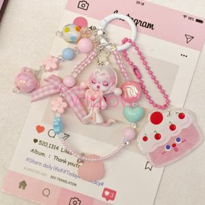 Cadena para teléfono móvil DIY original, llavero para mochila de mujer, accesorio móvil de PVC personalizado con figura, venta al por mayor - Product Image 1