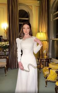 Vestido ajustado de manga larga de alta calidad para mujer, colección de la marca, nuevo diseño de moda con incrustaciones de diamantes hecho a mano, largo, tradicional musulmán - Product Image 4