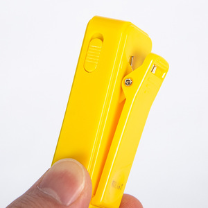 Leixen Vv108 Mini talkie-walkie 400-470 MHz, radio analogique portable bidirectionnelle à réduction de bruit pour la communication en extérieur - Product Image 5
