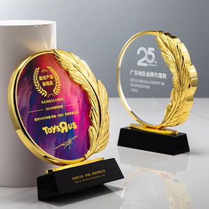 Jy Chất lượng cao sang trọng kim loại <span class=keywords><strong>Trophy</strong></span> với Vòng Glass pha lê biểu tượng tùy chỉnh pha lê <span class=keywords><strong>Trophy</strong></span> giải thưởng cho Honor - Product Image 1