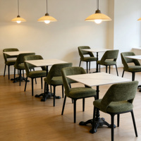 Meubles de restaurant commerciaux modernes, chaise de salle à manger en bois massif, table en marbre, banquette rembourrée verte pour café bistro