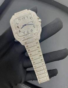 Montre tendance en moissanite diamantée la plus vendue avec finition glacée, montre de luxe style streetwear disponible au meilleur prix du marché - Product Image 2