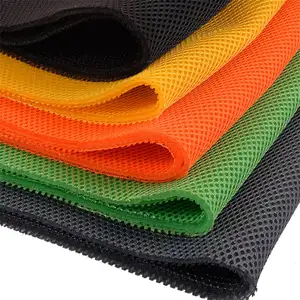 Tissu de maille d'air de polyester 3d pour la chaussure pas cher tissu de maille de sandwich noir de maille d'air 3d