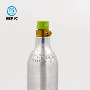 Mini bouteille de catégorie comestible de cylindre du Co2 0.6L <span class=keywords><strong>pour</strong></span> étinceler le fabricant de <span class=keywords><strong>soda</strong></span> de l'eau - Product Image 4