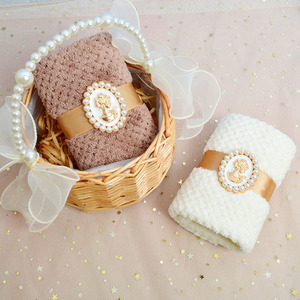 Toallas <span class=keywords><strong>de</strong></span> Recuerdo para Bodas y Celebraciones, Tiendas <span class=keywords><strong>de</strong></span> Artículos para Bodas, Confiterías, Regalos <span class=keywords><strong>de</strong></span> Nochevieja al por Mayor para el Día <span class=keywords><strong>de</strong></span> la Mujer - Product Image 3