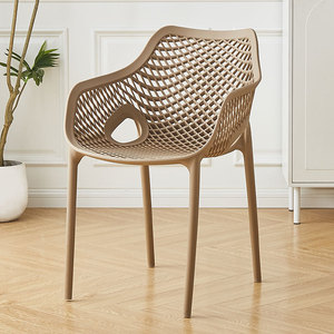 Chaise d'extérieur empilable en <span class=keywords><strong>plastique</strong></span> résistant aux intempéries, idéale pour les cafés, les patios et les terrasses domestiques – Vente en gros directe usine à prix abordable - Product Image 6