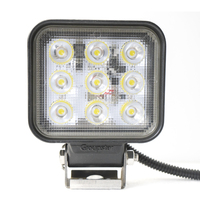 Lampe de travail carrée IP67 de haute qualité pour véhicules tout-terrain 24V 9 LEDs feux de travail LED feux de remorque