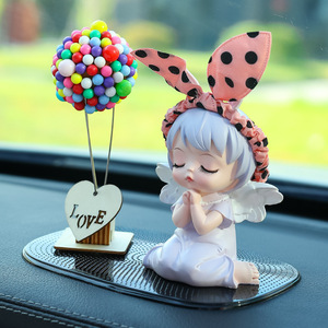 Linda Figura de Ángel de Dibujos Animados para Decoración de Coche, de Resina, con Globo y Letrero de Amor, Adorno para el Tablero, para Mujeres - Product Image 2