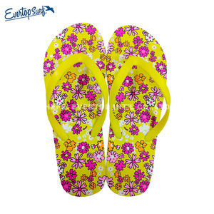 Proveedor Chino de Pantuflas Baratas para Mujer, Pantuflas Planas de Verano, Chanclas de <span class=keywords><strong>Playa</strong></span> - Product Image 2