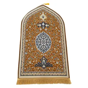 Cheap Wholesale Factory Islamic Gift Polyester Flannel Macrame Muslim Portable Prayer Carpet Rug Islamic Prayer Mat