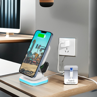 Support de chargeur sans fil magnétique rapide 3-en-1 15W compatible avec les écouteurs de montre pour iPhone; QC2.0 PD Smart Caractéristiques; Entrée 9V/2A 2A 1A