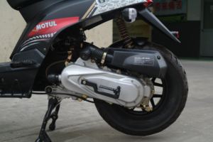 Scooter à essence Yamasaki en vente flash, cyclomoteur <span class=keywords><strong>50cc</strong></span> avec moteur Euro4, <span class=keywords><strong>moto</strong></span> à essence OEM - Product Image 3