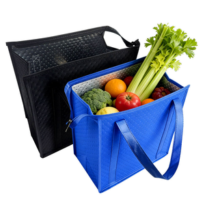 Sac isotherme personnalisé en non-tissé avec fermeture éclair, sac à déjeuner réutilisable, sac thermique avec poignées souples pour pique-nique et aliments - Product Image 3