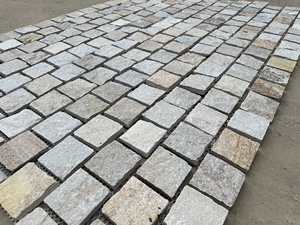 حجر الكوارتزيت الذهبي الطبيعي على شبكة للفناء - Product Image 5