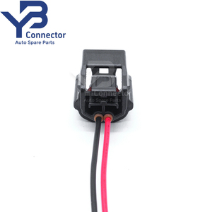 Connecteur Électrique Étanche à 2 Broches Femelle 7282-8852-30 Compatible avec Prise de Voiture - Product Image 4