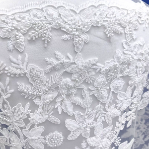 <span class=keywords><strong>Tela</strong></span> de Encaje Bordada con Lentejuelas y Pedrería de Lujo con Diseño Floral <span class=keywords><strong>para</strong></span> Vestidos de Novia y Decoraciones - Product Image 2