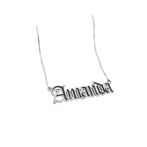 Collana con Nome in Stile <span class=keywords><strong>Old</strong></span> English, Ciondolo Personalizzato con Riempimento Colorato, Acciaio Inossidabile con Pietra Naturale, Design Unisex di Lusso Leggero - Product Image 5