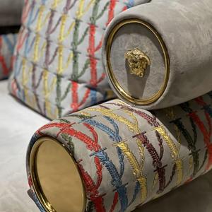 Sofa kain bordir belakang melengkung mewah furnitur desain Modern Sofa Sofa bingkai Titanium tabung baja tahan karat beludru buram - Product Image 5