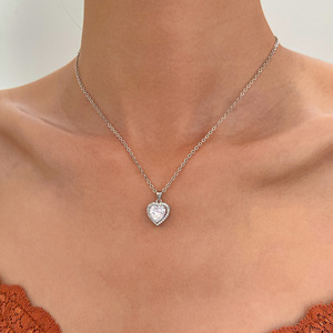 Collana con Ciondolo a Cuore per Donne, Semplice Catena con Pietra Scintillante Incastonata, Gioielli alla Moda - Product Image 3