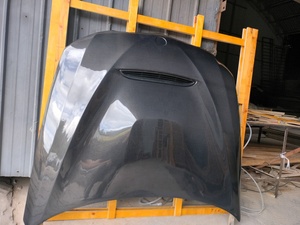 Cofano in Fibra di Carbonio con Presa d'Aria per BMW E90 Serie 3 | Ricambio Anteriore Stile GTS | Montaggio OEM-Style - Product Image 5