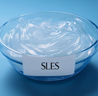 SLES 70% 28% Sodium Lauryl Ether Sulfate SLES 70% Tensioactif à haute mousse pour les soins personnels et les détergents CAS 68585-34-2
