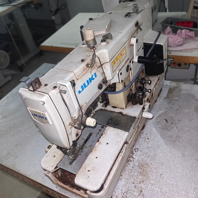 Jukis 781 Home Use Button Hole Machine with 10MM Sewing Speed Featuring Core Motor Components