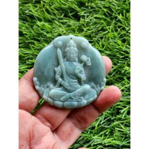 Colgante Tallado Manjushri en Jade Natural de Guatemala: Un Talismán de Uso Diario para Protección, Sabiduría y Elegancia. Peso 30 g. - Product Image 1