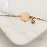 Nom personnalisé en acier inoxydable bijoux de mode pierre de naissance charme chaîne délicate gravé pièces vierges Bracelet pour femmes hommes