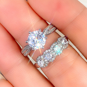 Conjunto de anillos brillantes para parejas, regalo romántico de San Valentín para mujeres, joyería elegante y a la moda - Product Image 6