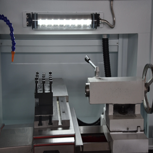 CK0632 Hochpräzise 3-Achsen-<span class=keywords><strong>Mini</strong></span>-<span class=keywords><strong>CNC</strong></span>-Drehmaschine mit einer Spindel Voll automatische horizontale 4-Werkzeugstationen Gehärtete Führungs bahnen Drehen - Product Image 4