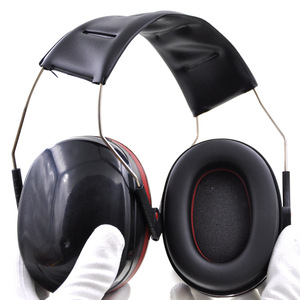 Pinjie Industrial Design Orejeras Tipo Diadema 29 NNR Reducción de Ruido Negro Rojo Circular Para Estudio, Descanso y Batería - Product Image 1