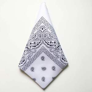 Fuente Confiable de Bandanas Modernas, Adecuadas para Cadenas de Tiendas Minoristas y Tiendas en Línea - Product Image 2