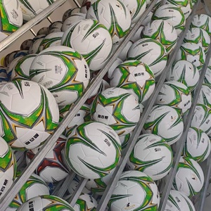 Pallone da Calcio Personalizzato in PU 2026, Tutti i Modelli, Termosaldato, Misura 5 per Allenamento e Partite di Adulti e Bambini - Product Image 3
