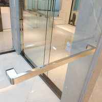 Baide salle de bain de luxe, chambre de douche fermée sans cadre, verre, double porte coulissante, cabine de douche