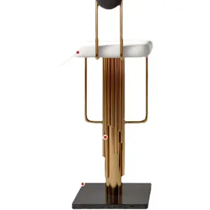 Chaise <span class=keywords><strong>de</strong></span> <span class=keywords><strong>bar</strong></span> haute en acier inoxydable et cuir <span class=keywords><strong>blanc</strong></span>, style moderne et luxueux, dossier simple, meubles <span class=keywords><strong>de</strong></span> cuisine - Product Image 5