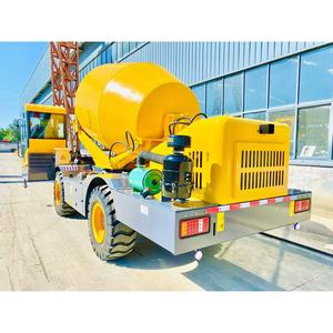 <span class=keywords><strong>Camion</strong></span> malaxeur à béton à chargement automatique de la production 5.0M3 avec système de wighting à <span class=keywords><strong>un</strong></span> bon <span class=keywords><strong>prix</strong></span> - Product Image 4