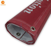 Bannière de clôture en maille PVC personnalisée pour l'extérieur Bannière en vinyle à grilles personnalisées pour l'impression publicitaire