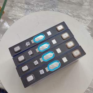 Baterai Solid State Songye Premium Prismatic LiFePO4 3.2V 314Ah 6000 Siklus Garansi 3 Tahun 25C untuk Solar EV Golf Cart - Product Image 2