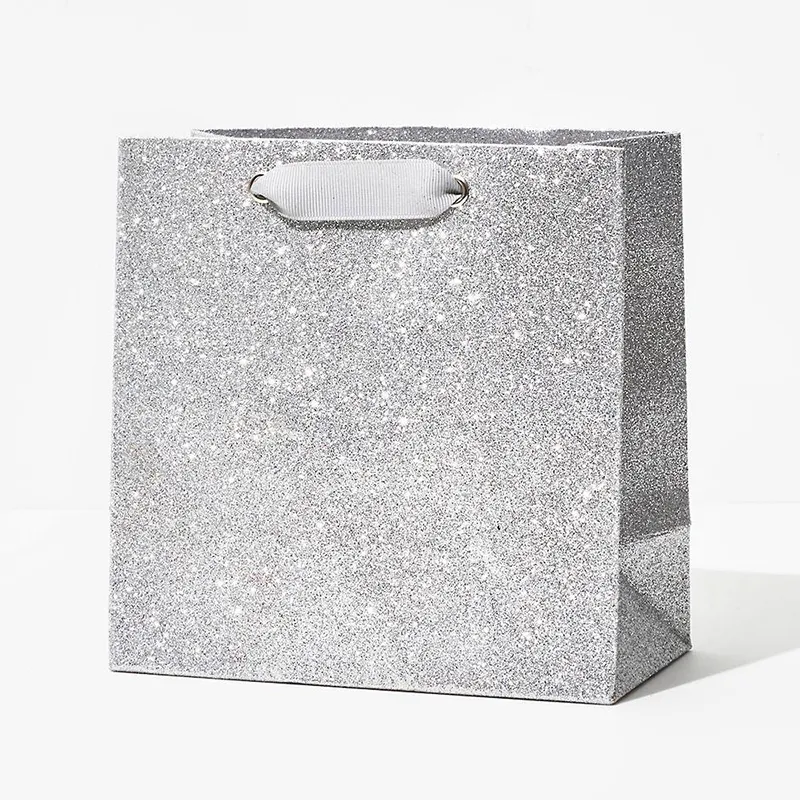 Kunden spezifisches Logo glänzende Kleidung einkaufen Verpackung Taschen Band Griffe Luxus Glitter Silber Papier Geschenkt üten für Boutique