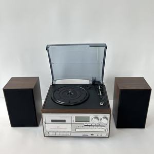 Tocadiscos Portátil Retro Multifunción con Radio FM AM para Uso en Casa y Auto, Ranura para Tarjeta USB/SD, Material de Madera - Product Image 2