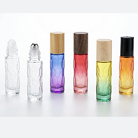 Flacons roll-on en verre de 10 ml pour huiles essentielles et parfums, avec bouchon à vis coloré mat, rechargeables, pour sérum de soin de la peau
