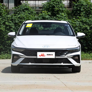 Hyundai Elantra 2023 1.5L LHD Automatica Berlina Usata con Tetto Panoramico, Auto Economica per Uso Quotidiano in Vendita - Product Image 1